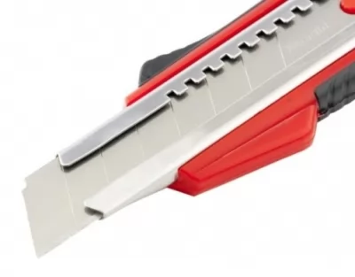 Нож 18 мм выдвижное лезвие метал направляющая Matriх 78933 купить в Москве